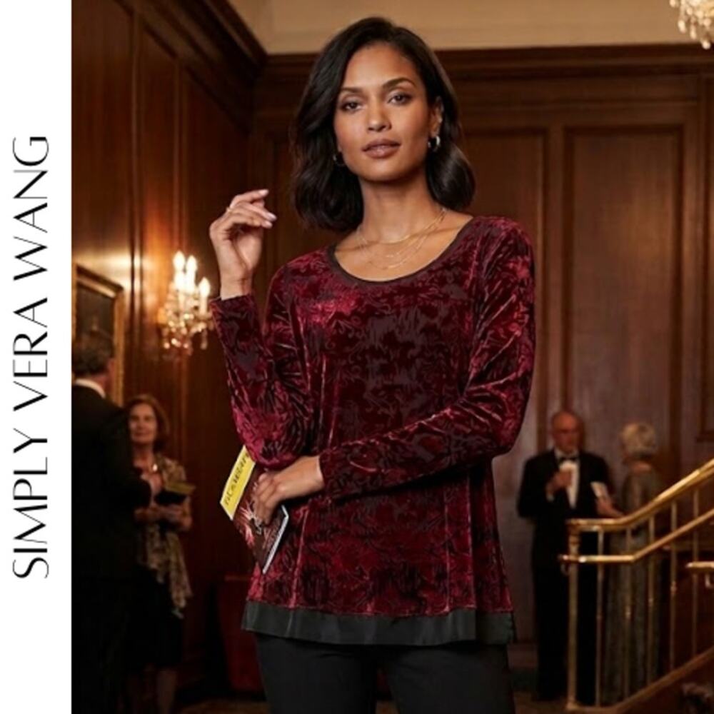 Simply Vera Wang Burgundy Velvet Burnout Top, M, NWT